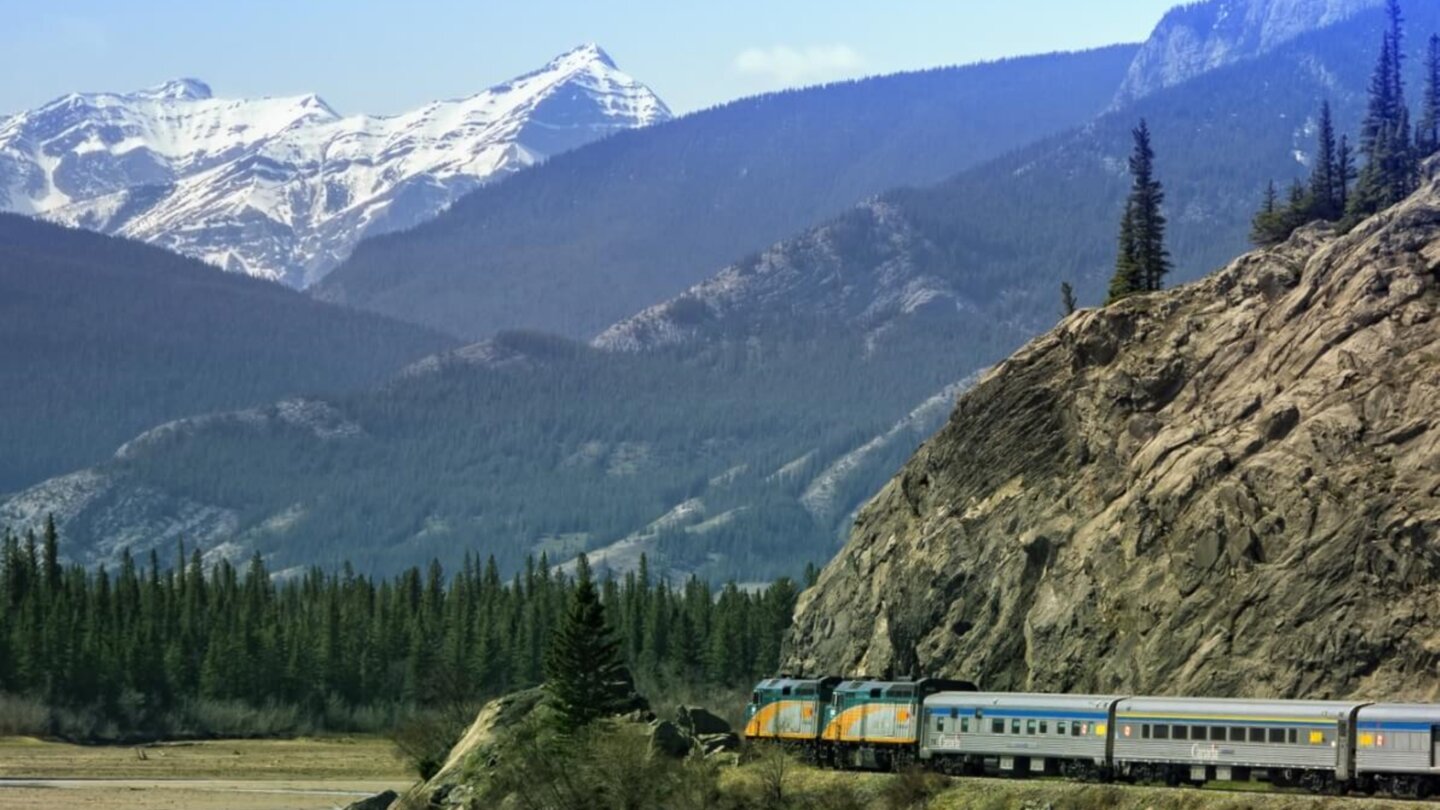 The Canada Explorer