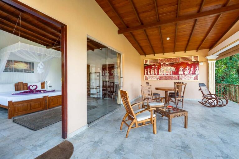 Sri2-Villa-Raphael-Deluxe-XL-Veranda-main